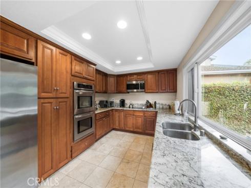 3601 Bluebell St , Seal Beach, CA