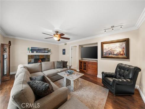 3601 Bluebell St , Seal Beach, CA