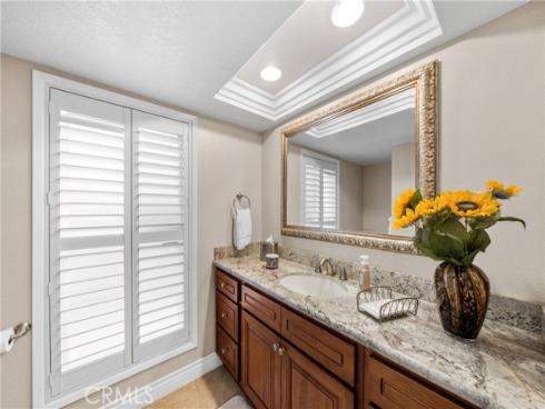 3601 Bluebell St , Seal Beach, CA