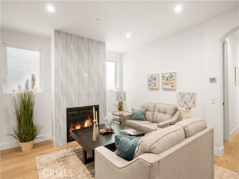 114 2nd , Seal Beach, CA