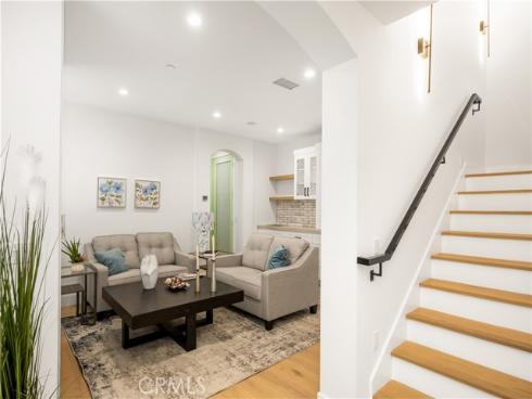 114 2nd , Seal Beach, CA
