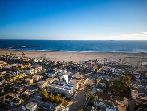 114 2nd , Seal Beach, CA