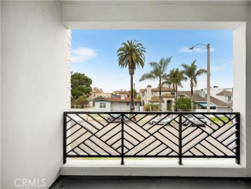 114 2nd , Seal Beach, CA