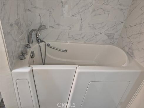 13701  Annandale Dr, 16z  16Z  Drive, Seal Beach, CA