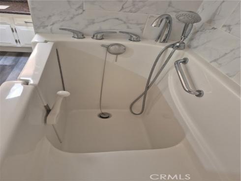 13701  Annandale Dr, 16z  16Z  Drive, Seal Beach, CA