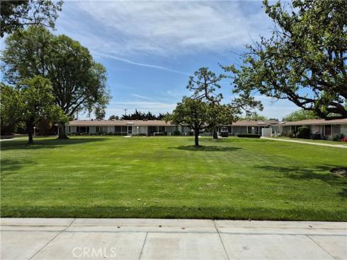 13701  Annandale Dr, 16z  16Z  Drive, Seal Beach, CA