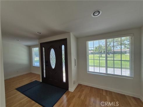 13701  Annandale Dr, 16z  16Z  Drive, Seal Beach, CA