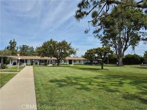 13701  Annandale Dr, 16z  16Z  Drive, Seal Beach, CA