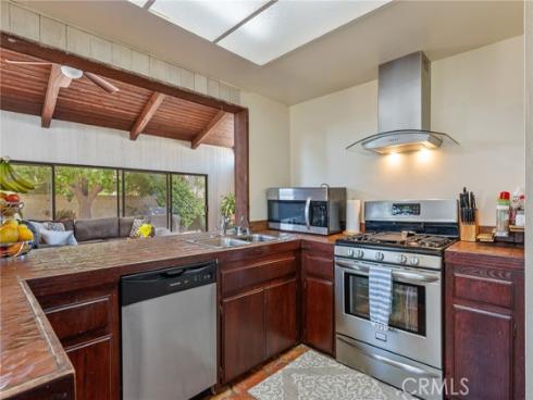 850 Coastline Drive, Seal Beach, CA