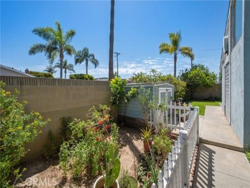 850 Coastline Drive, Seal Beach, CA