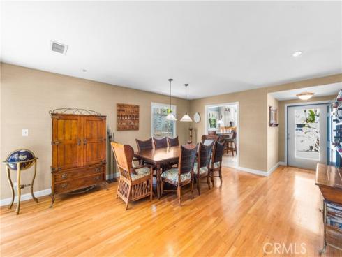 800 Driftwood Avenue, Seal Beach, CA