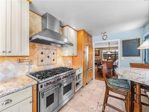 800 Driftwood Avenue, Seal Beach, CA