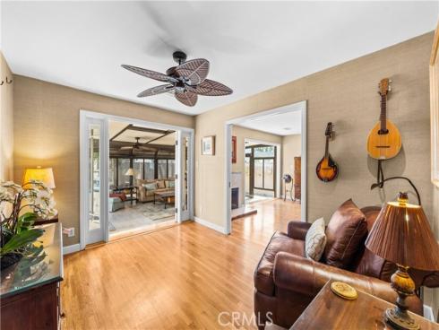 800 Driftwood Avenue, Seal Beach, CA