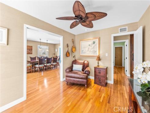 800 Driftwood Avenue, Seal Beach, CA