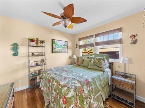 800 Driftwood Avenue, Seal Beach, CA