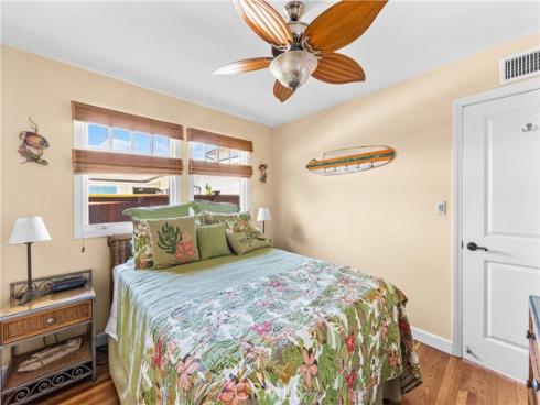 800 Driftwood Avenue, Seal Beach, CA