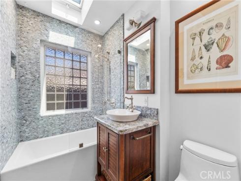 800 Driftwood Avenue, Seal Beach, CA