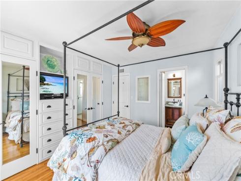 800 Driftwood Avenue, Seal Beach, CA