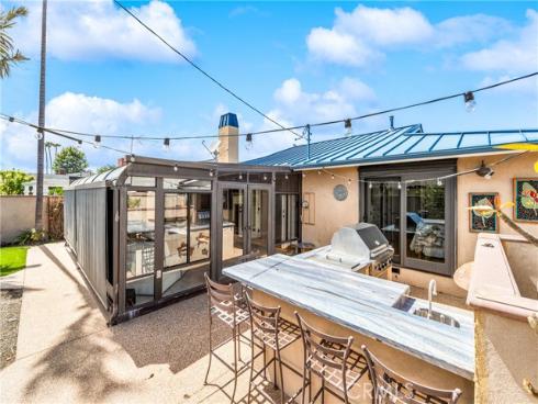 800 Driftwood Avenue, Seal Beach, CA