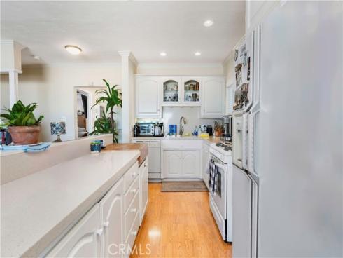 1003 Seal , Seal Beach, CA