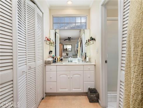 1003 Seal , Seal Beach, CA