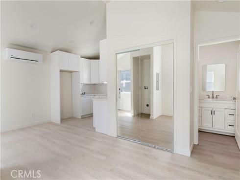 1003 Seal , Seal Beach, CA