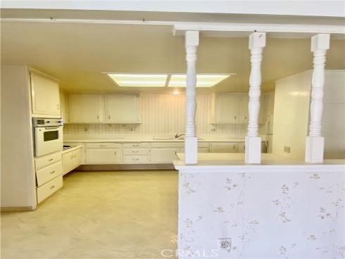 1603 Merion Way, M2-42l , Seal Beach, CA