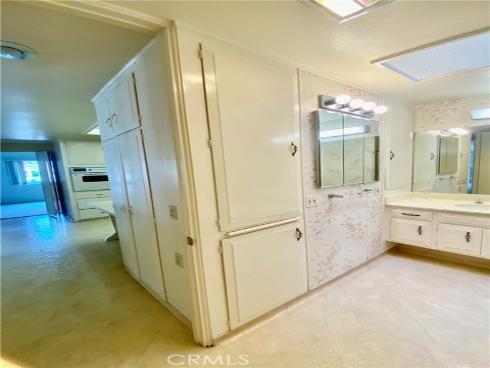 1603 Merion Way, M2-42l , Seal Beach, CA