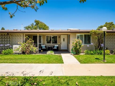 13381 El Dorado 202C M8 Drive, Seal Beach, CA