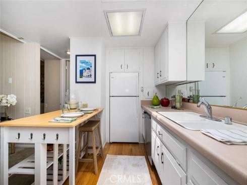 13381 El Dorado 202C M8 Drive, Seal Beach, CA