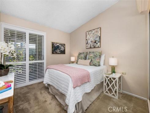 13381 El Dorado 202C M8 Drive, Seal Beach, CA