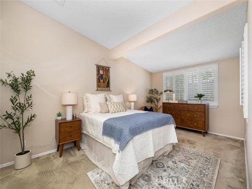 13381 El Dorado 202C M8 Drive, Seal Beach, CA