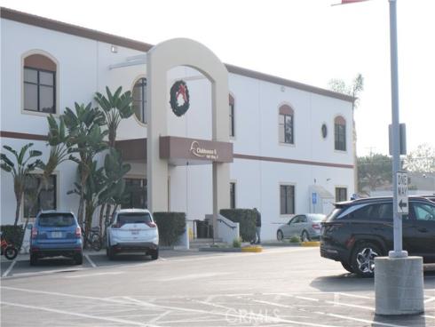 13381 El Dorado 202C M8 Drive, Seal Beach, CA