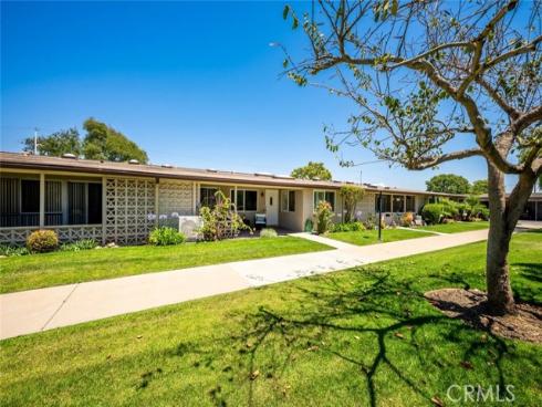 13381 El Dorado 202C M8 Drive, Seal Beach, CA