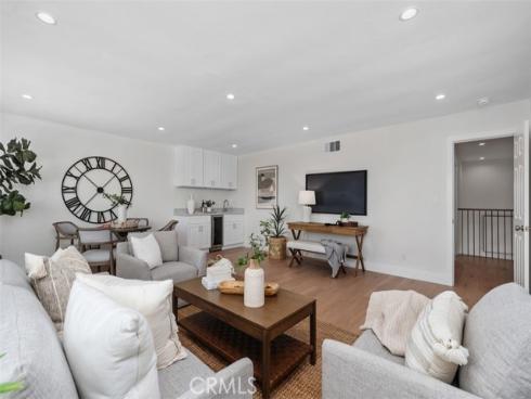 3790 Violet St , Seal Beach, CA