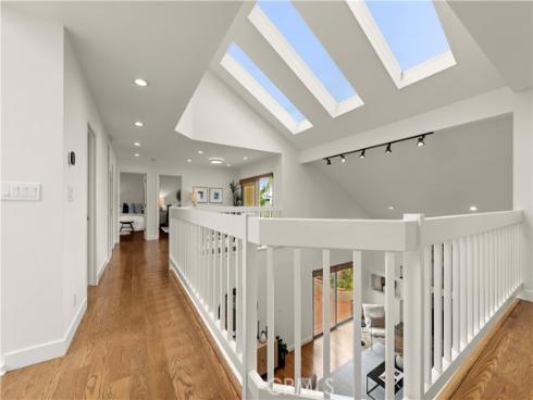 640 Island View , Seal Beach, CA