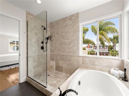 640 Island View , Seal Beach, CA