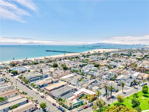 312  15th  , Seal Beach, CA