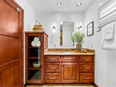 312 15th , Seal Beach, CA