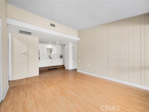 1562  Golden Rain  44D  M2  Road, Seal Beach, CA