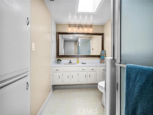 1562  Golden Rain  44D  M2  Road, Seal Beach, CA
