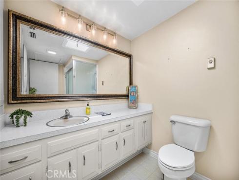 1562  Golden Rain  44D  M2  Road, Seal Beach, CA
