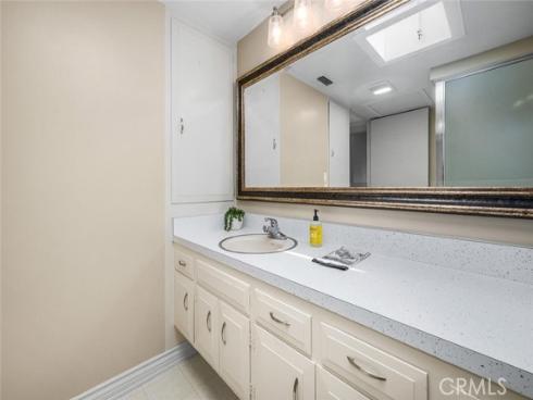1562  Golden Rain  44D  M2  Road, Seal Beach, CA