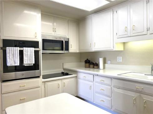 13641 Alderwood Ln., M3-35f , Seal Beach, CA