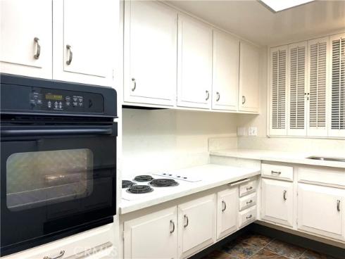 1950 Mckinney Way, M15-11j , Seal Beach, CA