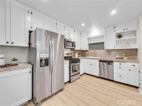 112 Stanford Lane, Seal Beach, CA