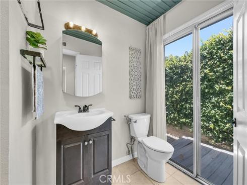 112 Stanford Lane, Seal Beach, CA