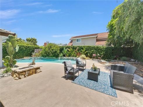 112 Stanford Lane, Seal Beach, CA