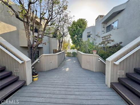 12476 Montecito 5 Road, Seal Beach, CA