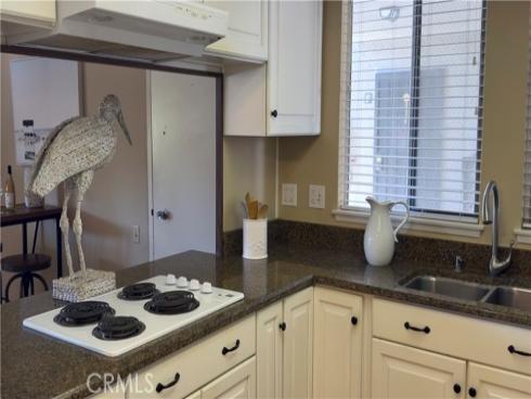 1980  Mckinney Way #13e  , Seal Beach, CA